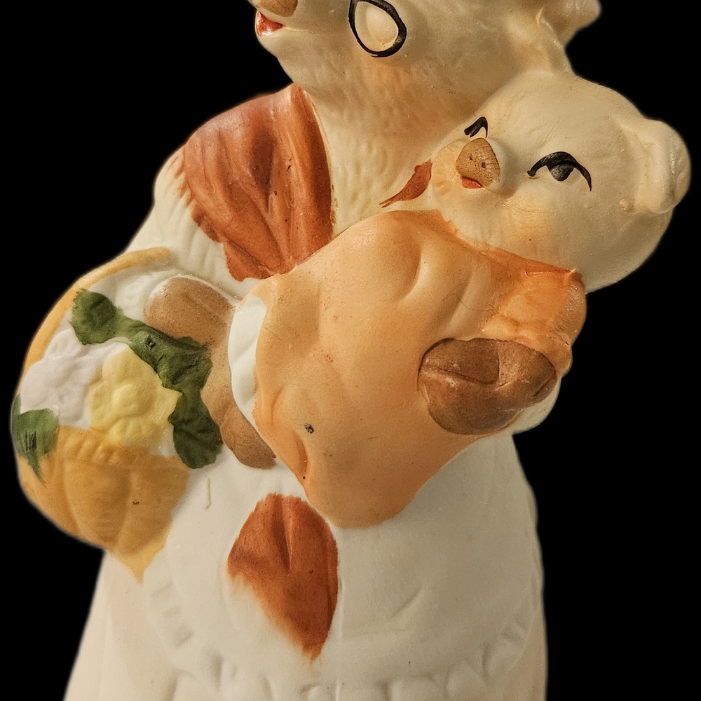 Vintage 1989 Trippie's Mama Pig And Baby Carrying Basket Of Flowers Bell. 6"